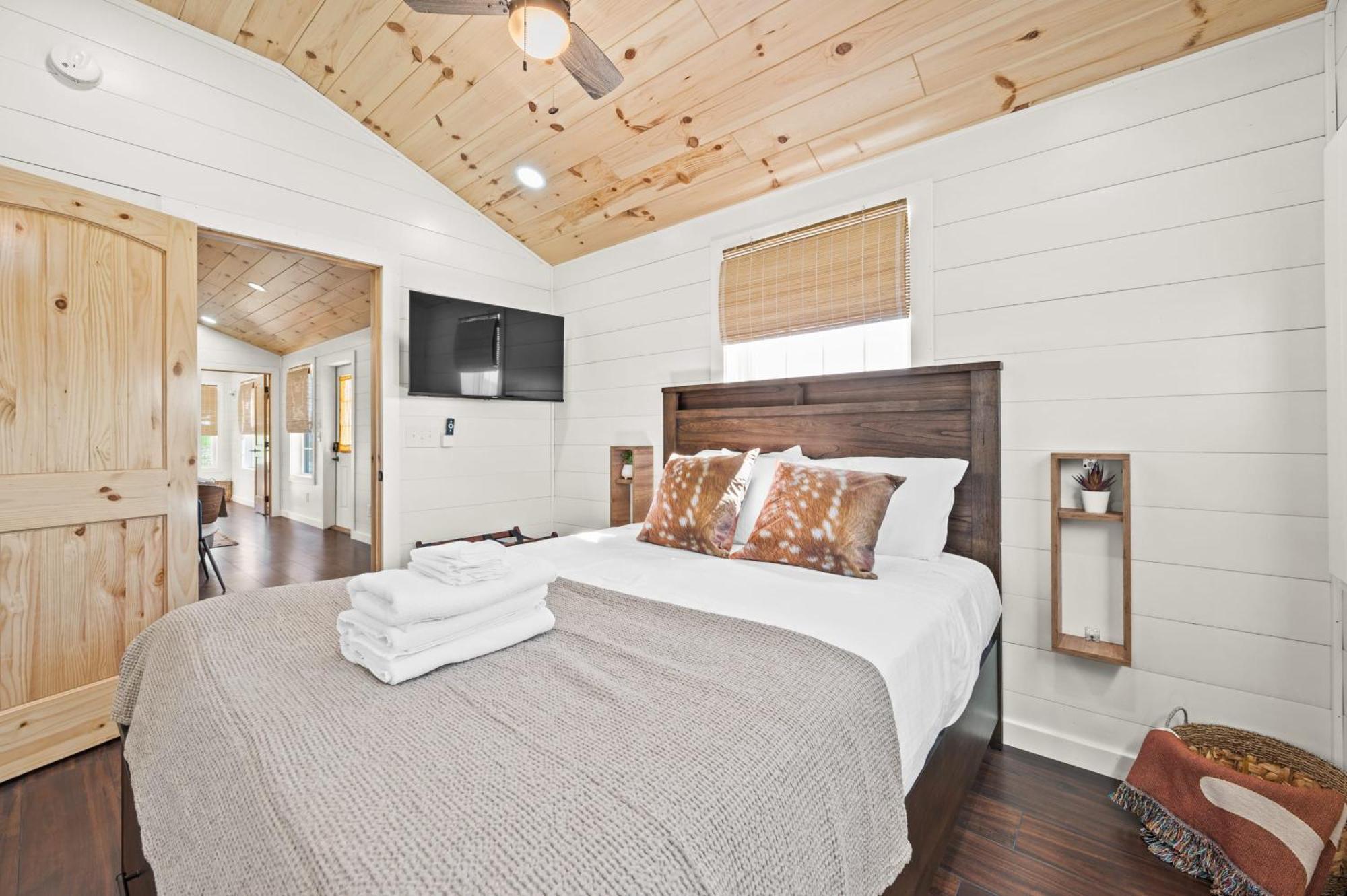 The Lodges At Eden Reserve - Cabins Near Ark Williamstown Exterior foto